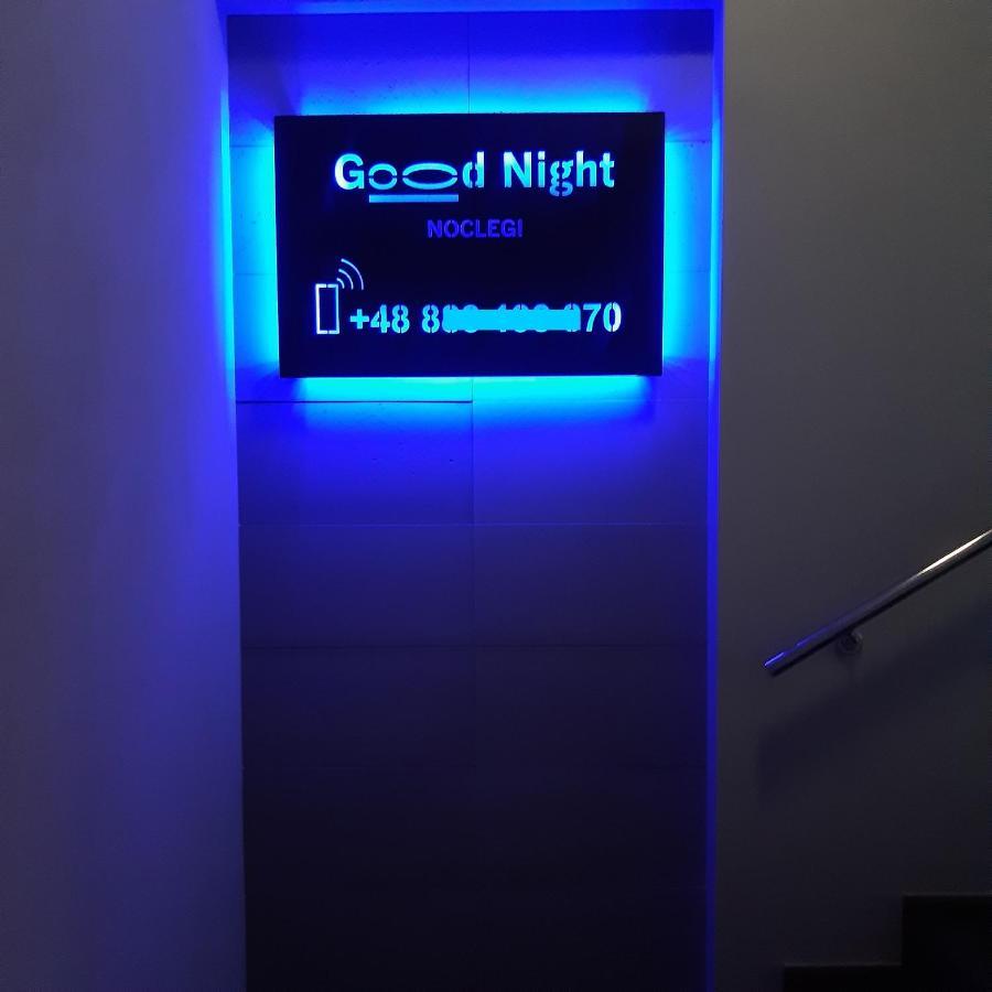 Good Night Noclegi & Strefa Z Sauna I Jacuzzi Ogolnodostepna Lub Na Wylacznosc Czechowice-Dziedzice Dış mekan fotoğraf