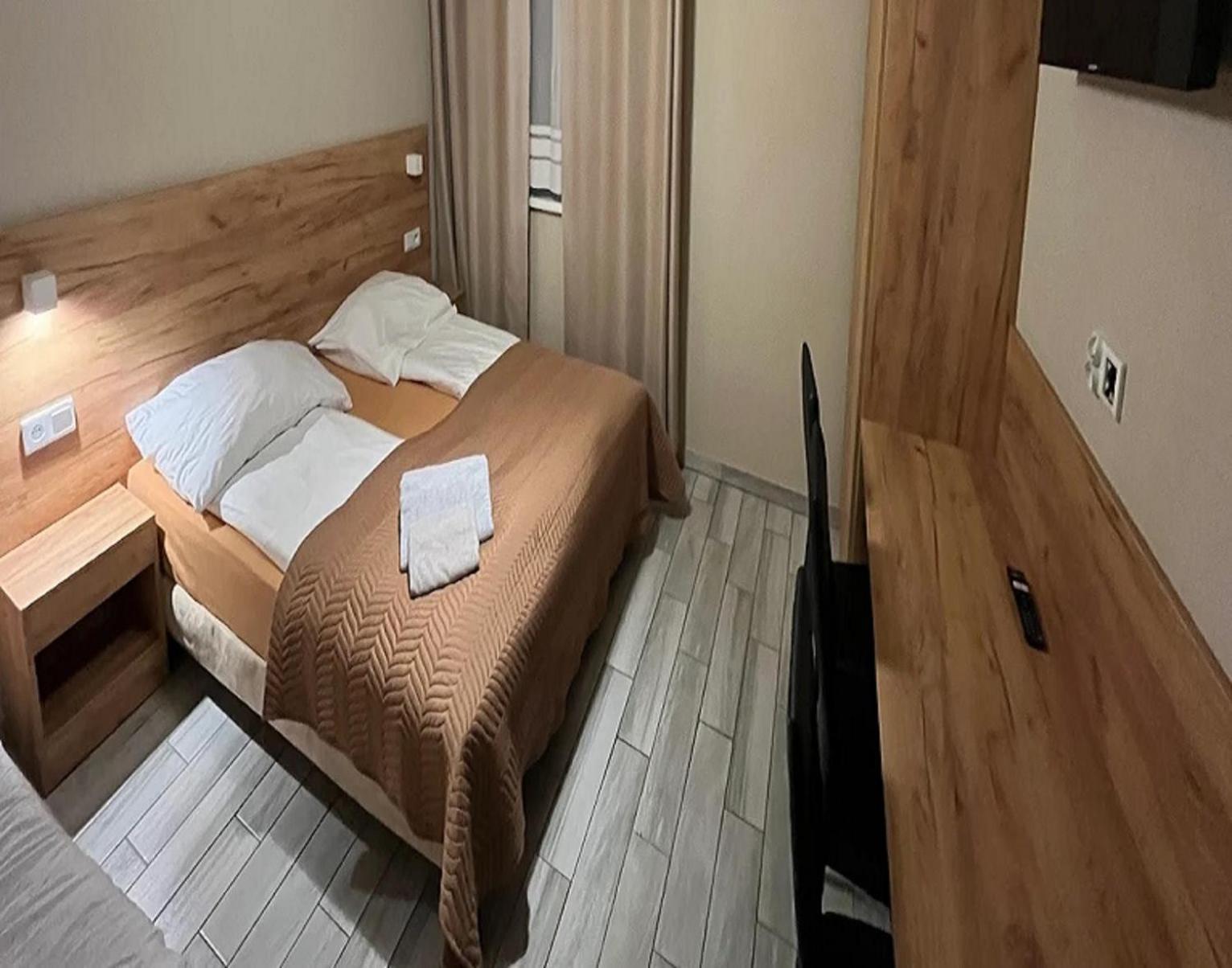 Good Night Noclegi & Strefa Z Sauna I Jacuzzi Ogolnodostepna Lub Na Wylacznosc Czechowice-Dziedzice Dış mekan fotoğraf