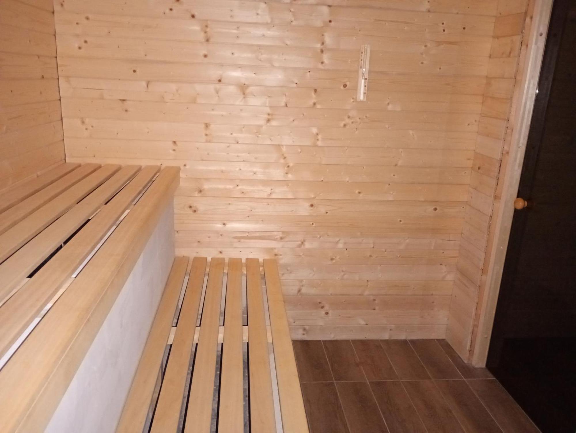 Good Night Noclegi & Strefa Z Sauna I Jacuzzi Ogolnodostepna Lub Na Wylacznosc Czechowice-Dziedzice Dış mekan fotoğraf